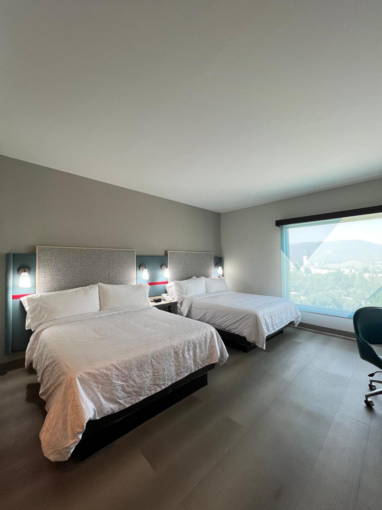 Avid Hotels - Guadalajara Av Vallarta Pte By Ihg Сапопан Экстерьер фото